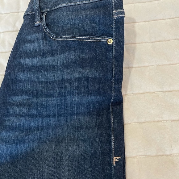 Frame crop mini boot cut jeans, dark wash. Great brand! - Picture 2 of 5